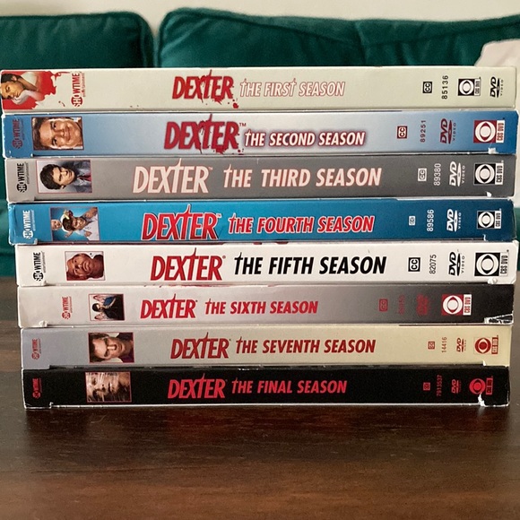 ❌SOLD❌Dexter DVDs - Series 1-8 - Picture 2 of 3